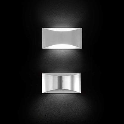 Kelly Wall Light in Detail.