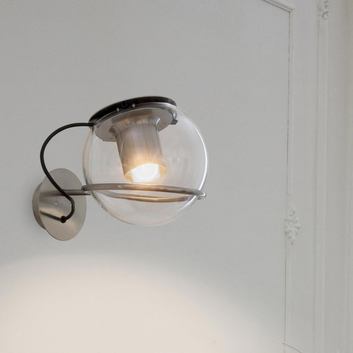 The Globe Wall Light in Detail.