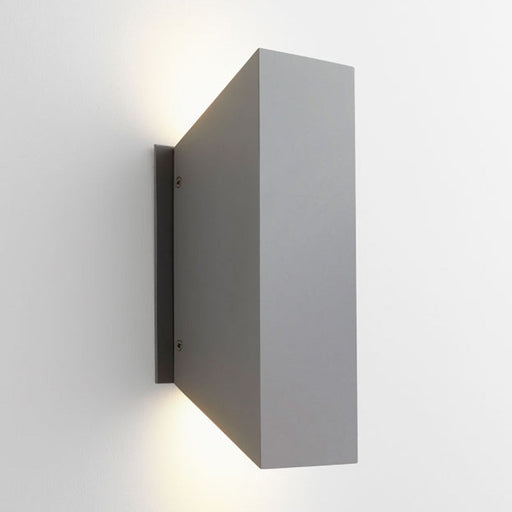 Duo Outdoor LED Wall Light in Detail.