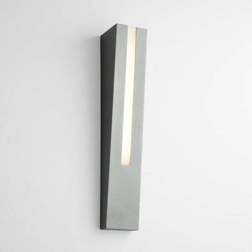 Karme Outdoor LED Wall Light in Detail.