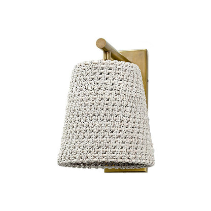 Green Oaks Wall Light in Whitesand/Antique Brass.