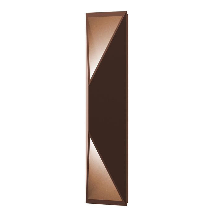 Prisma™ Outdoor LED Wall Light in Large/Textured Bronze.