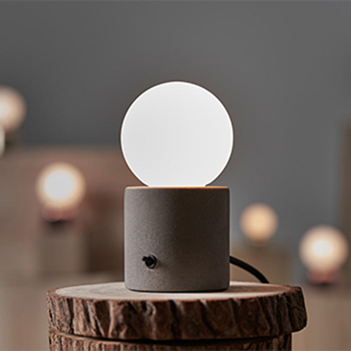 Castle Muse LED Table Lamp in Detail.