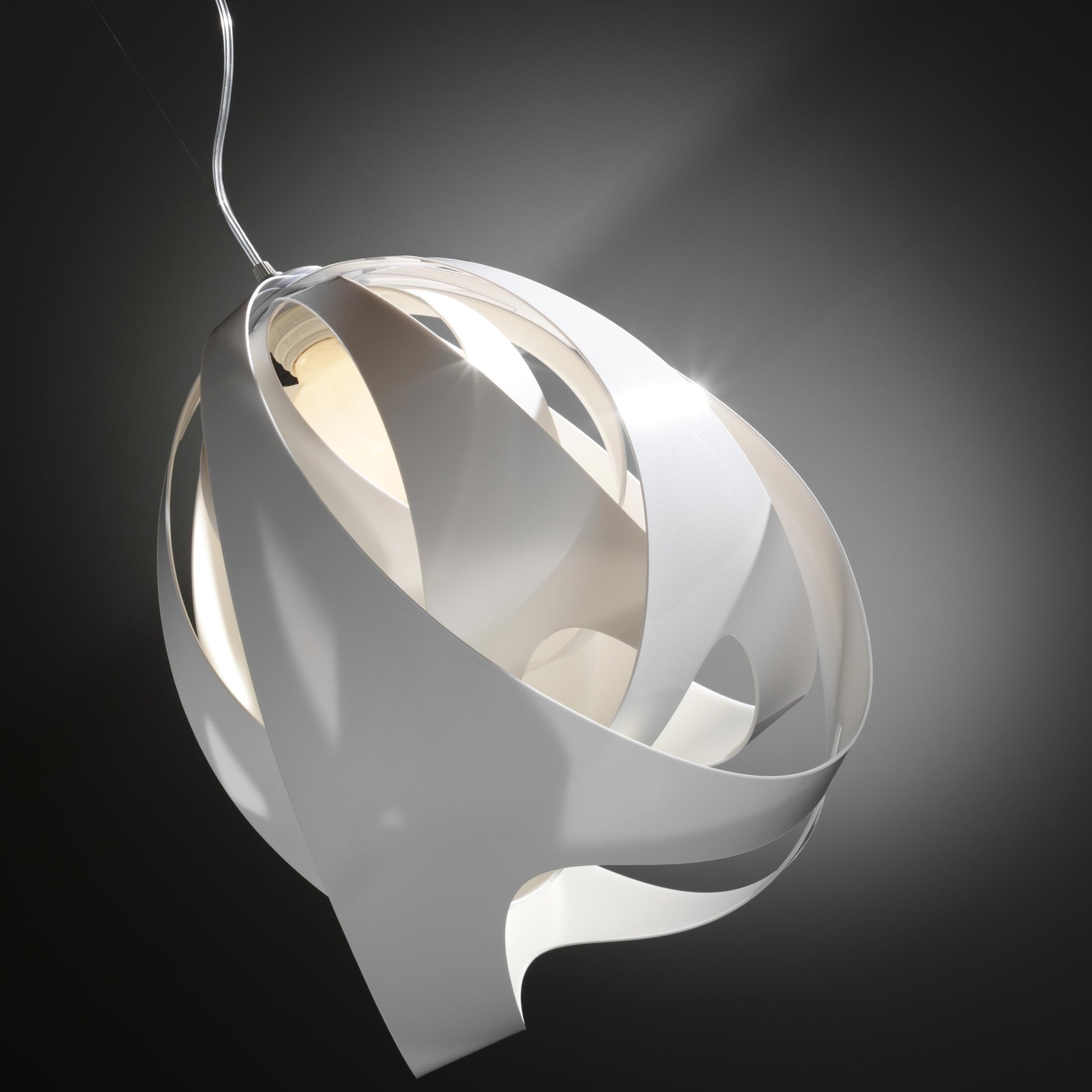 Goccia LED Pendant Light in Detail.