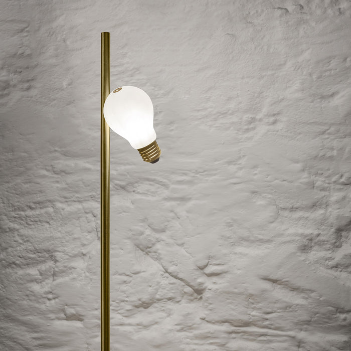Idea LED Table Lamp in Detail.