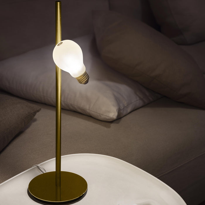 Idea LED Table Lamp in bedroom.