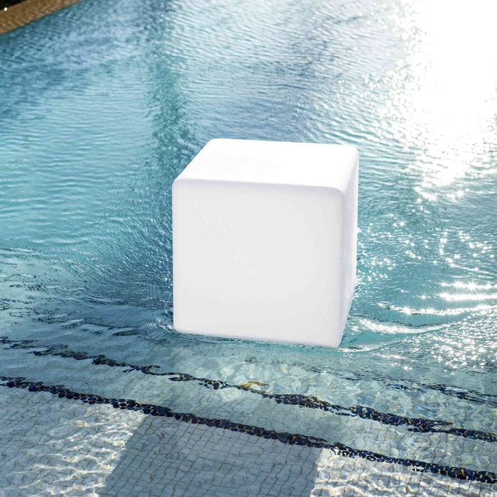 Cube Bluetooth Outdoor LED Lamp.