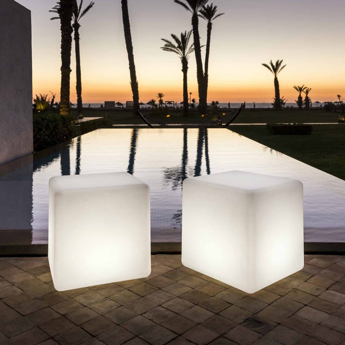 Cube Bluetooth Outdoor LED Lamp in Outside Area.