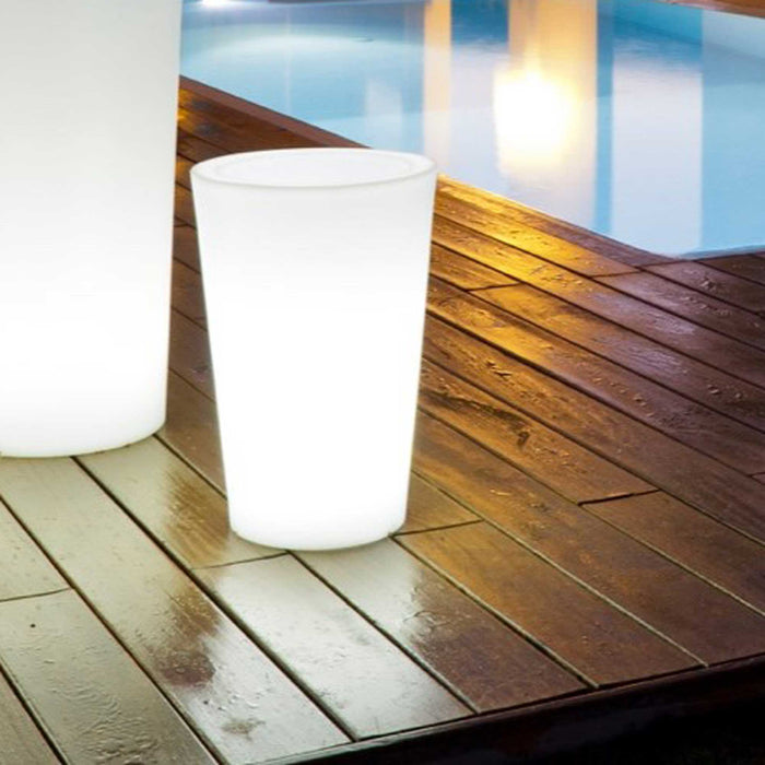 Tango Bluetooth Outdoor LED Planter in Small.