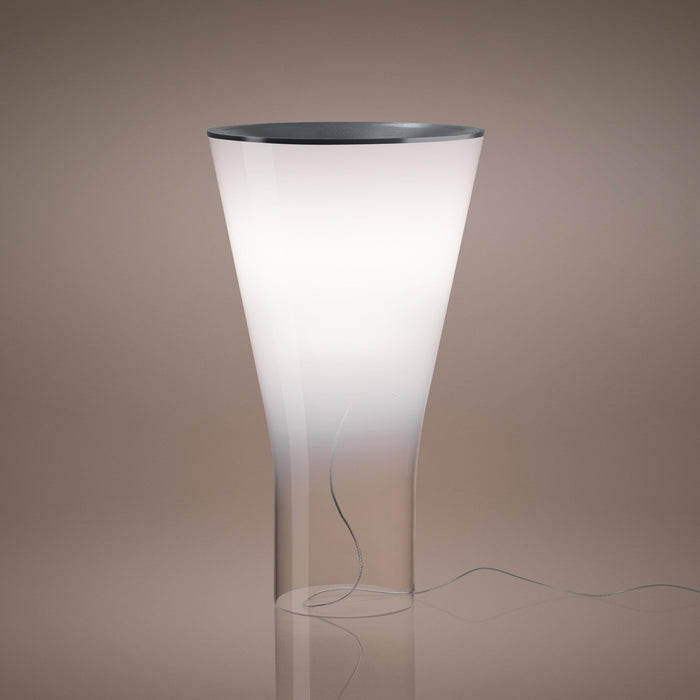 Soffio LED Table Lamp in Detail.