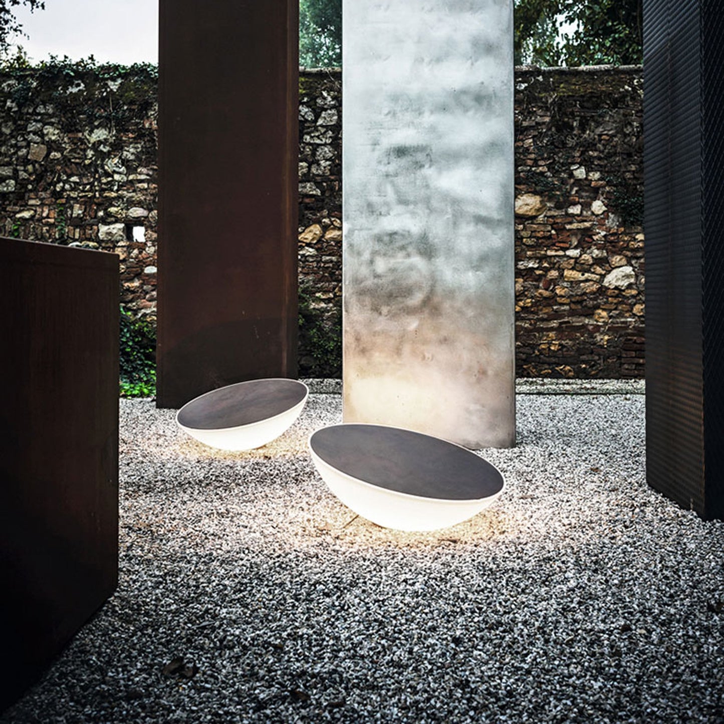 Solar Outdoor Floor Lamp in Detail.