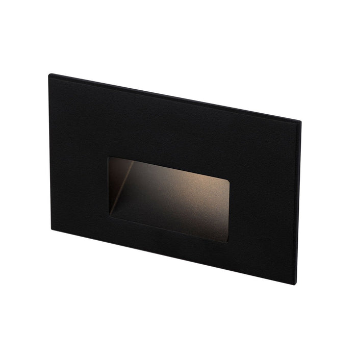 Step Light Outdoor LED Wall Light in Horizontal/Black.