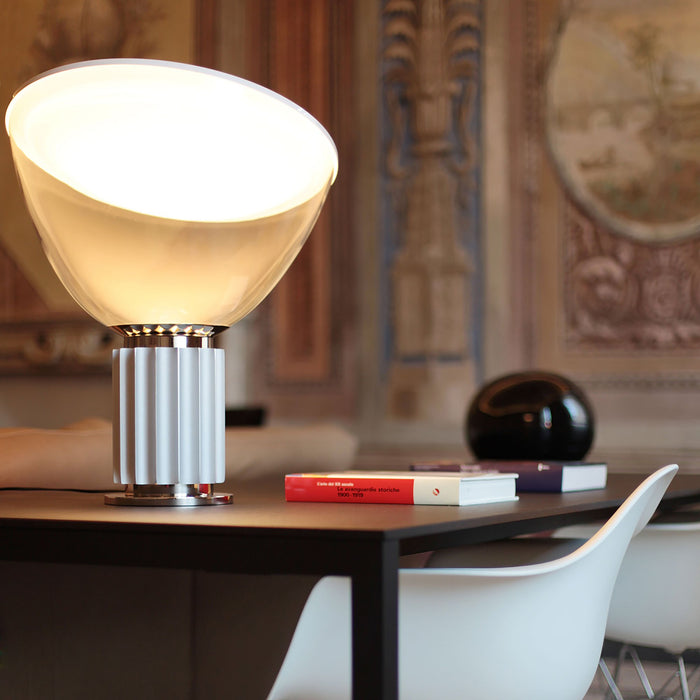 Taccia LED Table Lamp in Detail