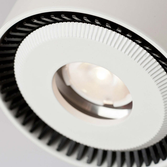 Iso 700MOISO9 Low Voltage LED MonoRail Head in Detail.