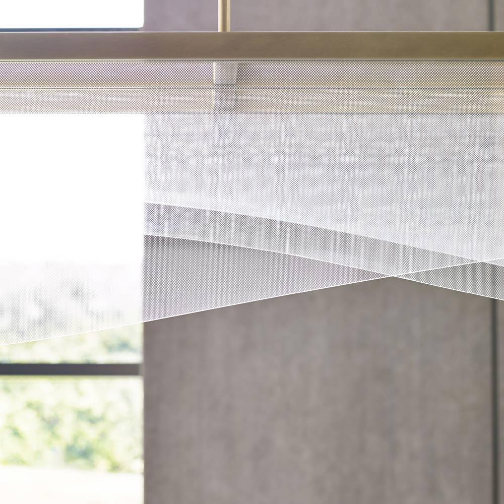 Nyra LED Linear Suspension Light in Detail.