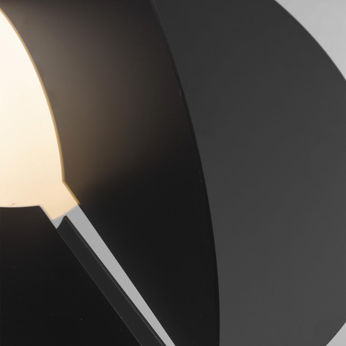 Orbel Round Pendant Light in Detail.