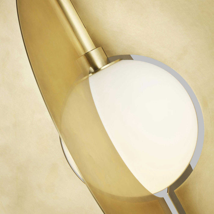 Orbel Round Pendant Light in Detail.