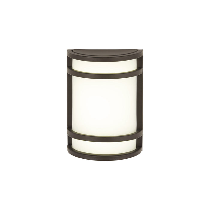 Bay View Outdoor Wall Light in Oil Rubbed Bronze (9.5-Inch).