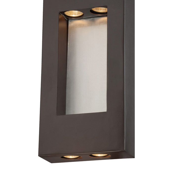Geox Outdoor Wall Light in Detail.