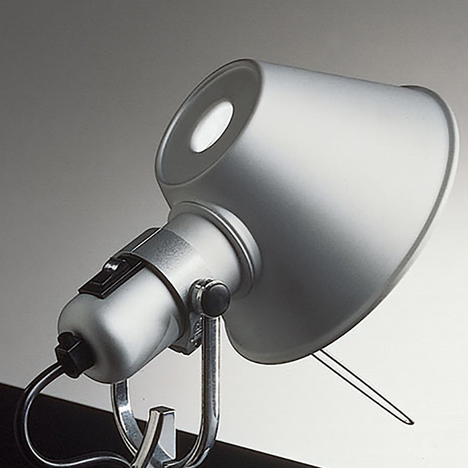 Tolomeo Classic LED Clip Spot Light in Detail.