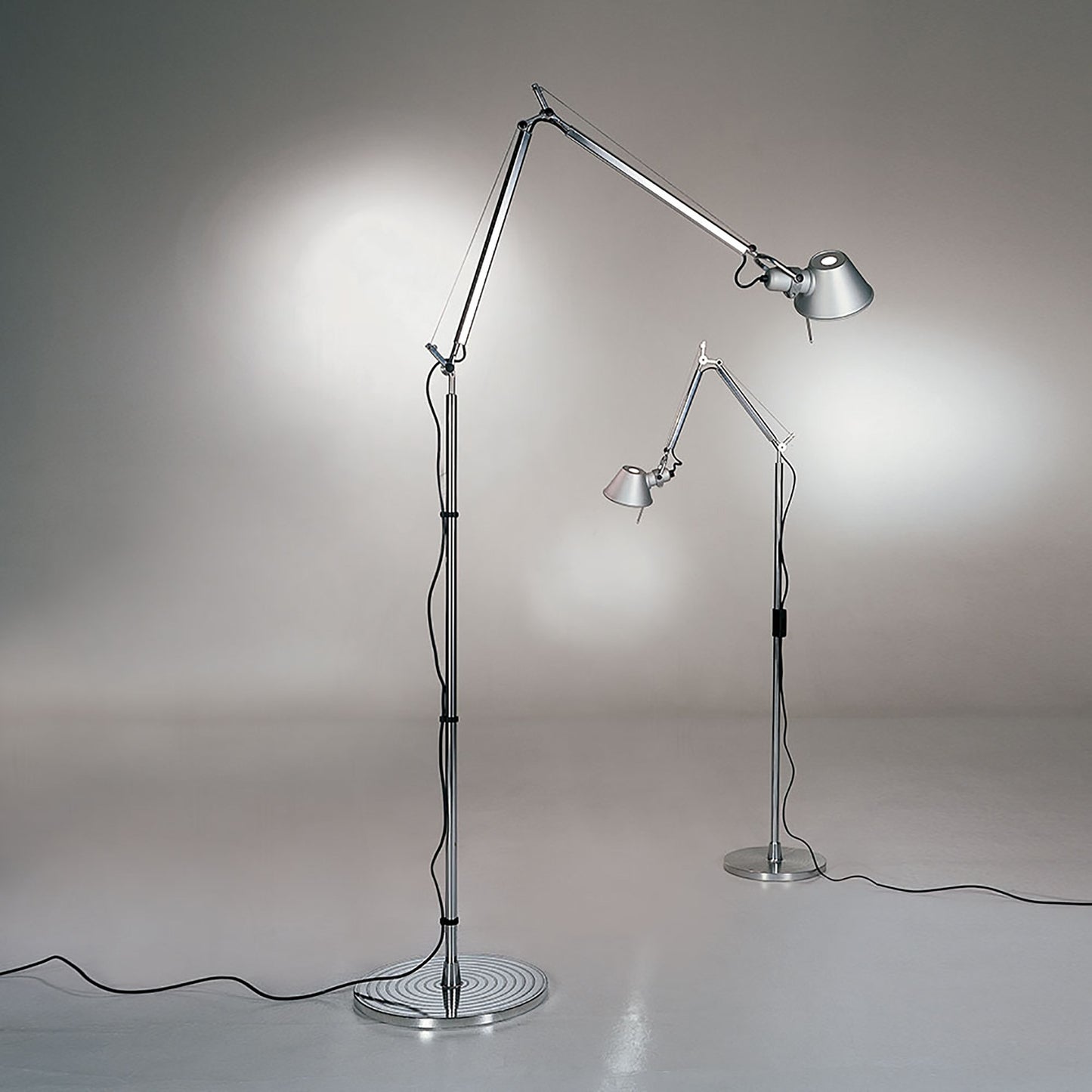 Tolomeo LED Floor Lamp in Detail.