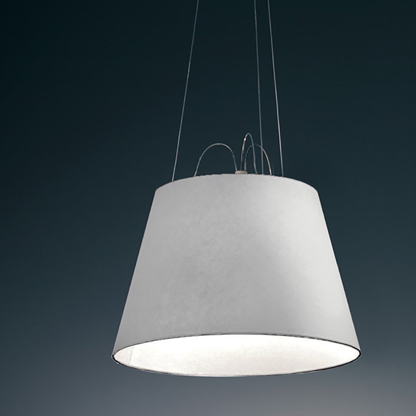 Tolomeo Mega Suspension Light in Detail.