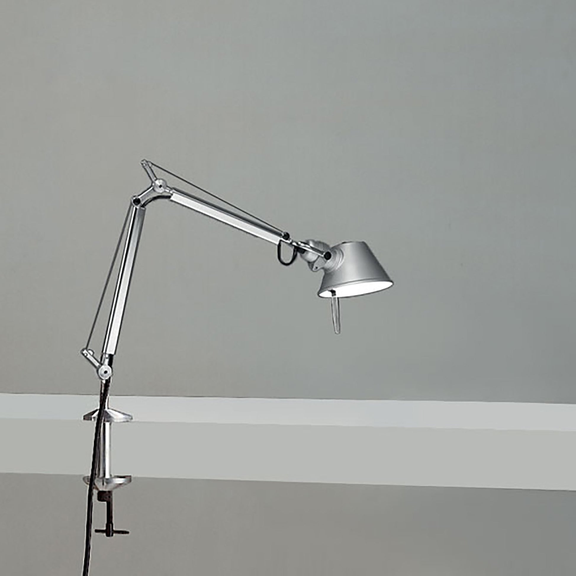 Tolomeo Micro LED Table Lamp in Aluminum (Clamp).