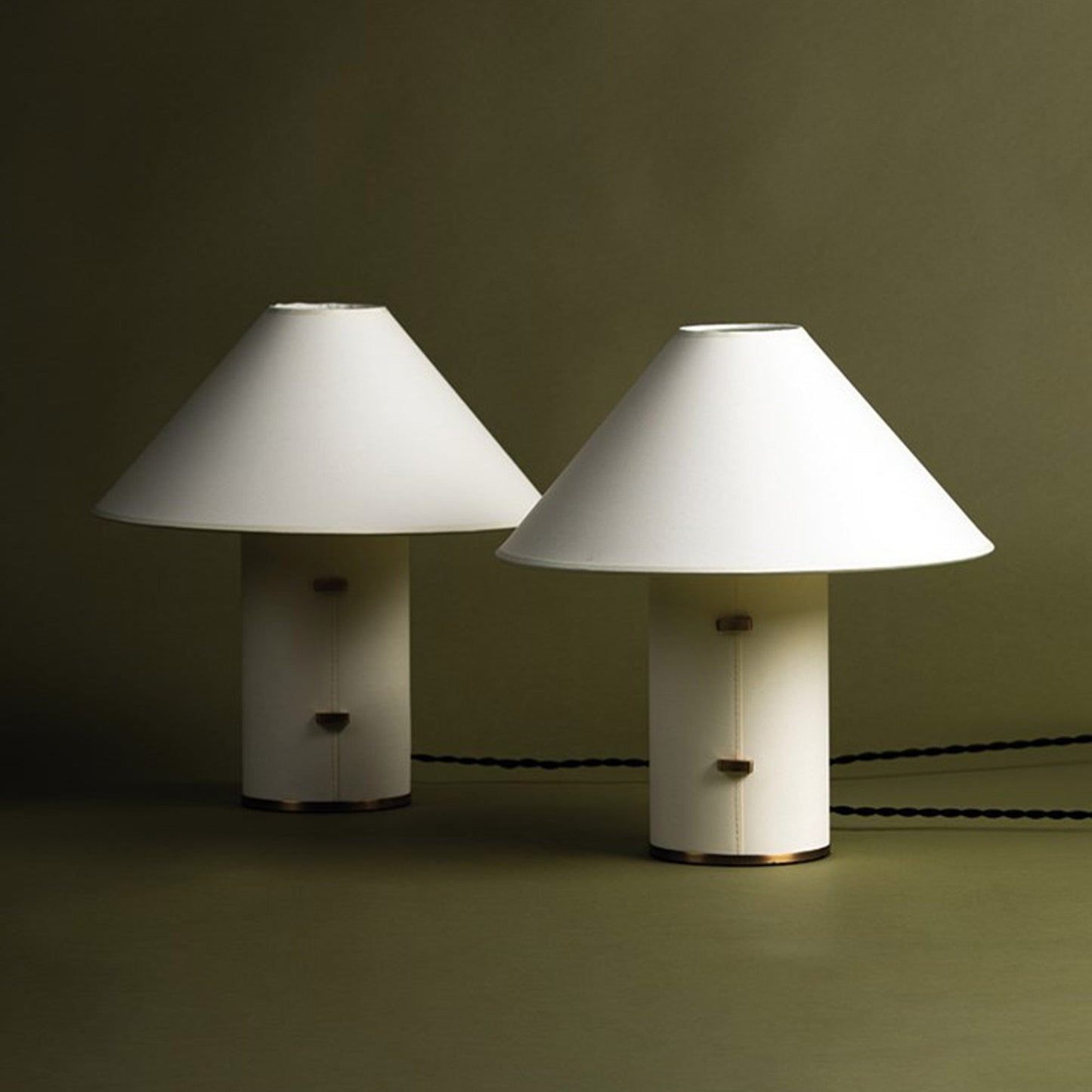 Bond Table Lamp in Detail.