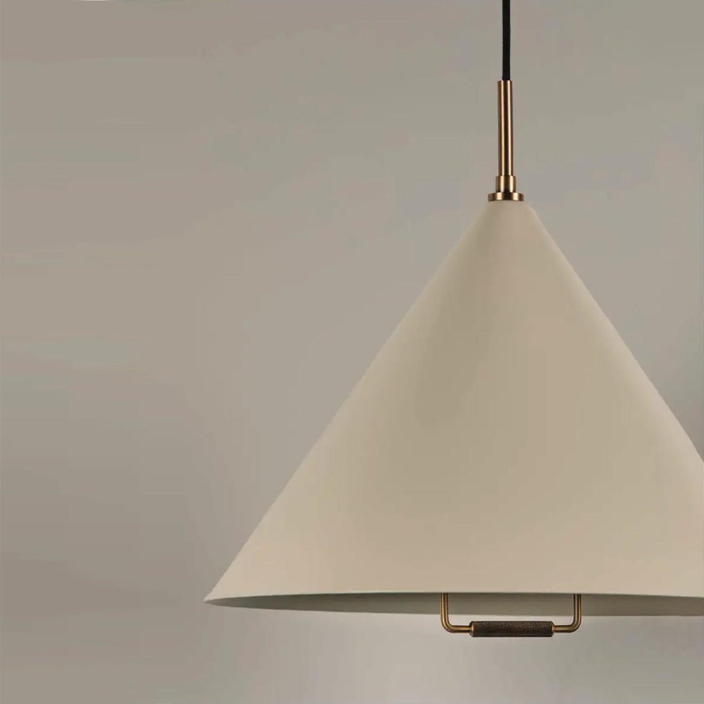 Fontana Pendant Light in Detail.