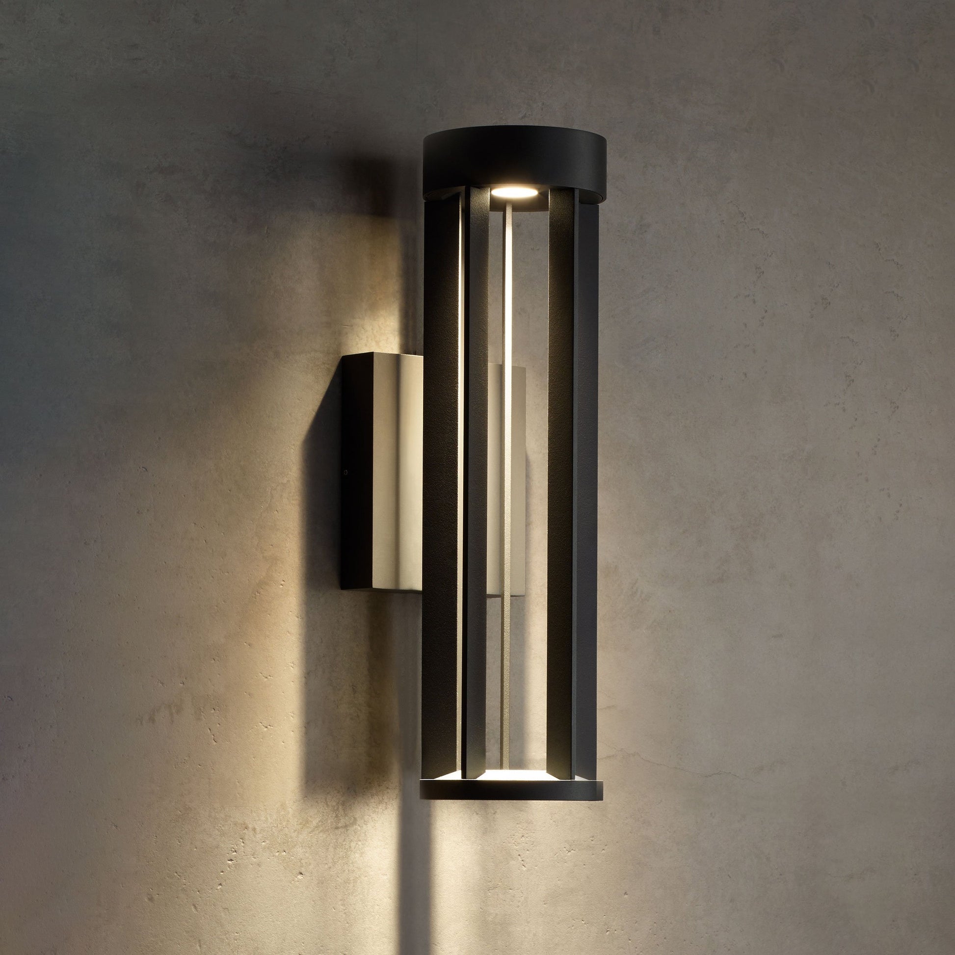 Turbo Outdoor LED Wall Light in Detail.