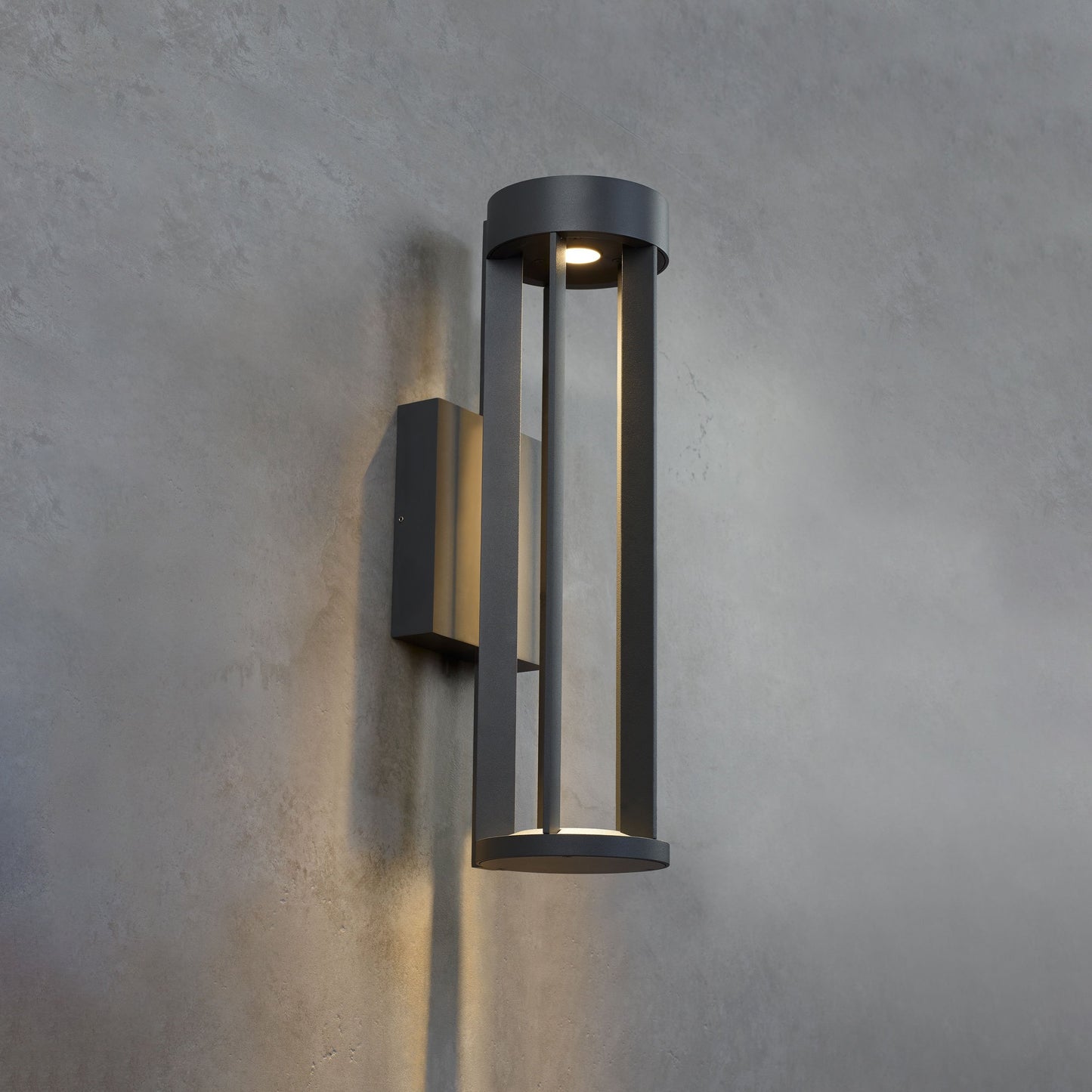 Turbo Outdoor LED Wall Light in Detail.