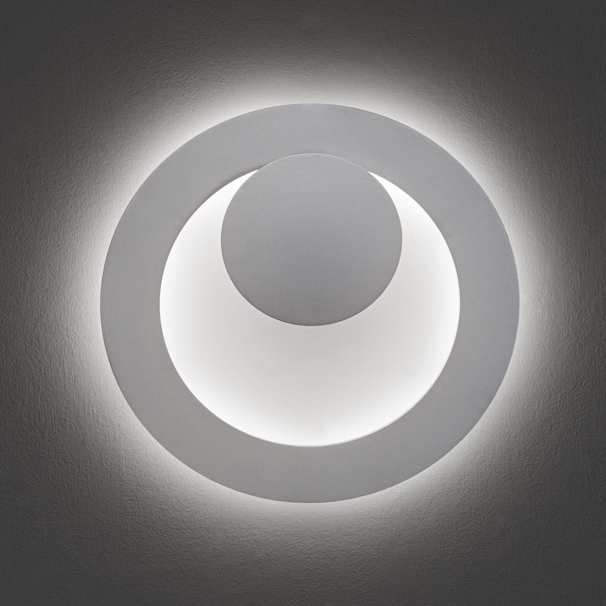 Boks LED Wall Light in Detail.