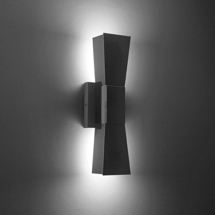 Cylo Banded LED Wall Light in Detail.