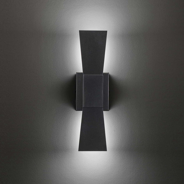 Cylo Banded LED Wall Light in Detail.