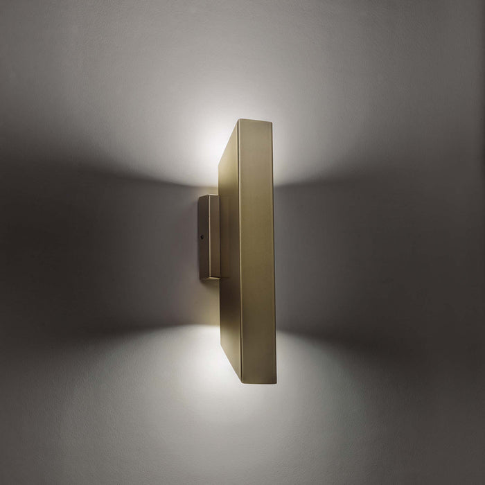 Cylo Up Down LED Wall Light in Detail.