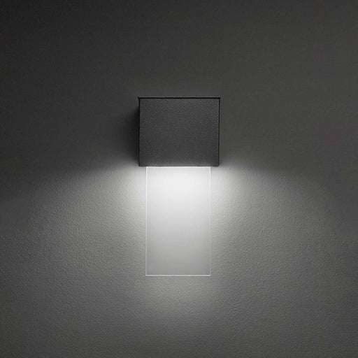 Eo Lumenice LED Wall Light in Detail.
