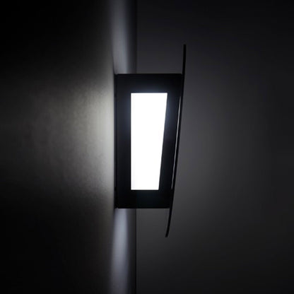 Eo Round LED Wall Light in Detail.