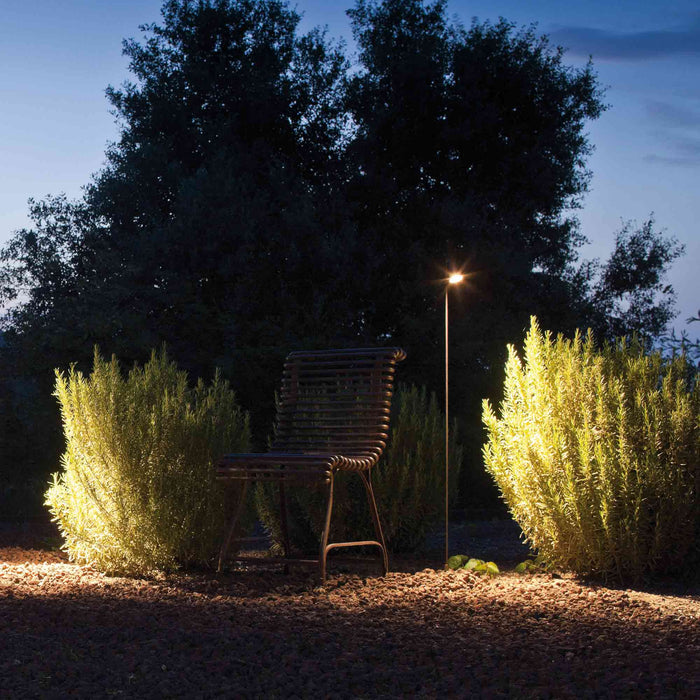 Brisa Outdoor LED Floor Lamp in outside area.