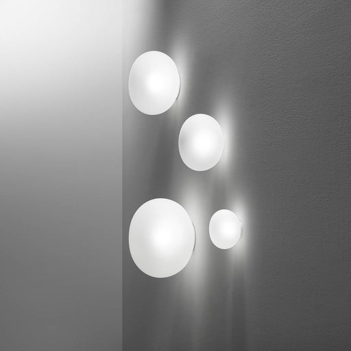 Lucciola Wall Light in Detail.