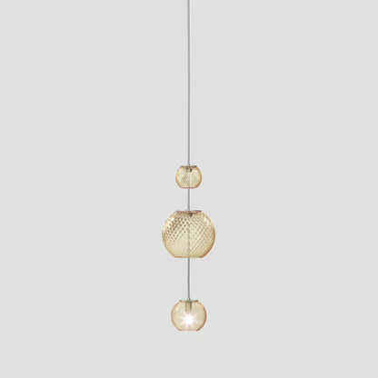 Oto Sp Pea Pendant Light in Detail.