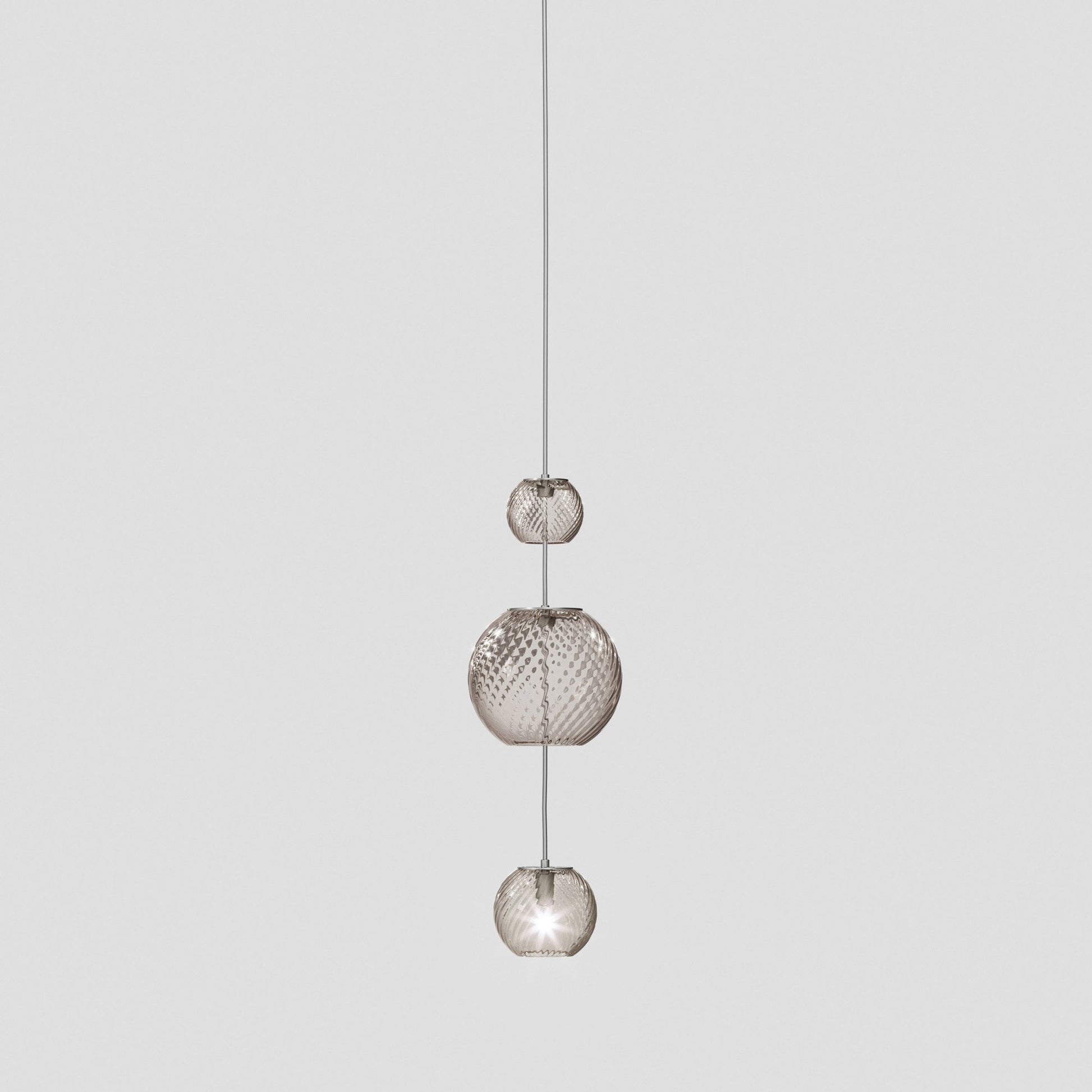 Oto Sp Pea Pendant Light in Detail.