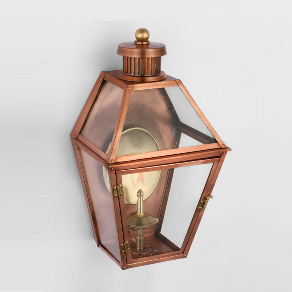 Stratford 3/4 Outdoor Gas Wall Light in Detail.