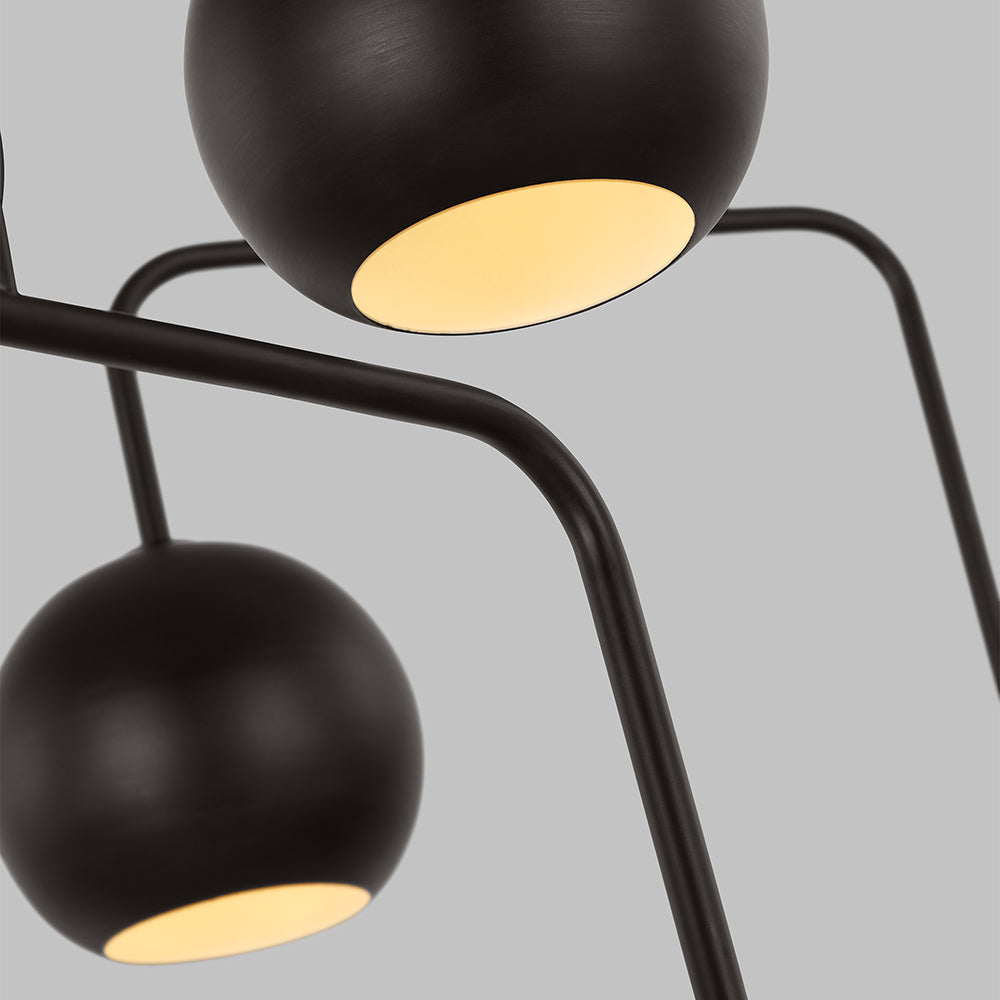 Chaumont XL Chandelier in Detail.