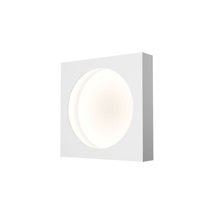 Vuoto™ LED Wall Light in Small/Satin White.