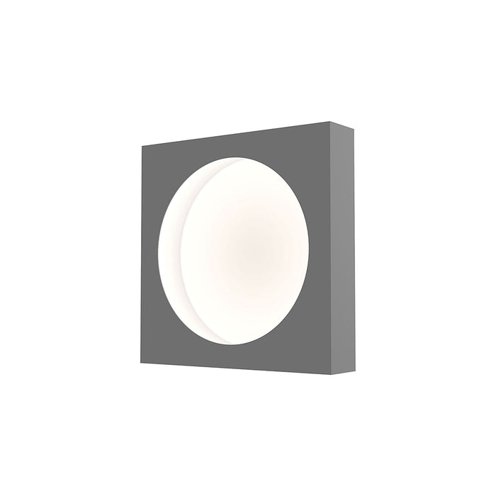 Vuoto™ LED Wall Light in Small/Dove Gray.