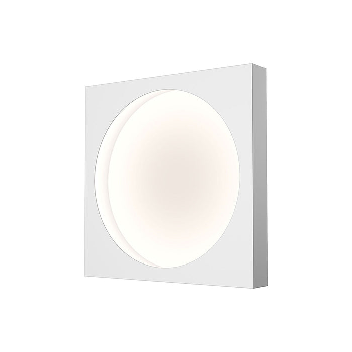 Vuoto™ LED Wall Light in Medium/Satin White.