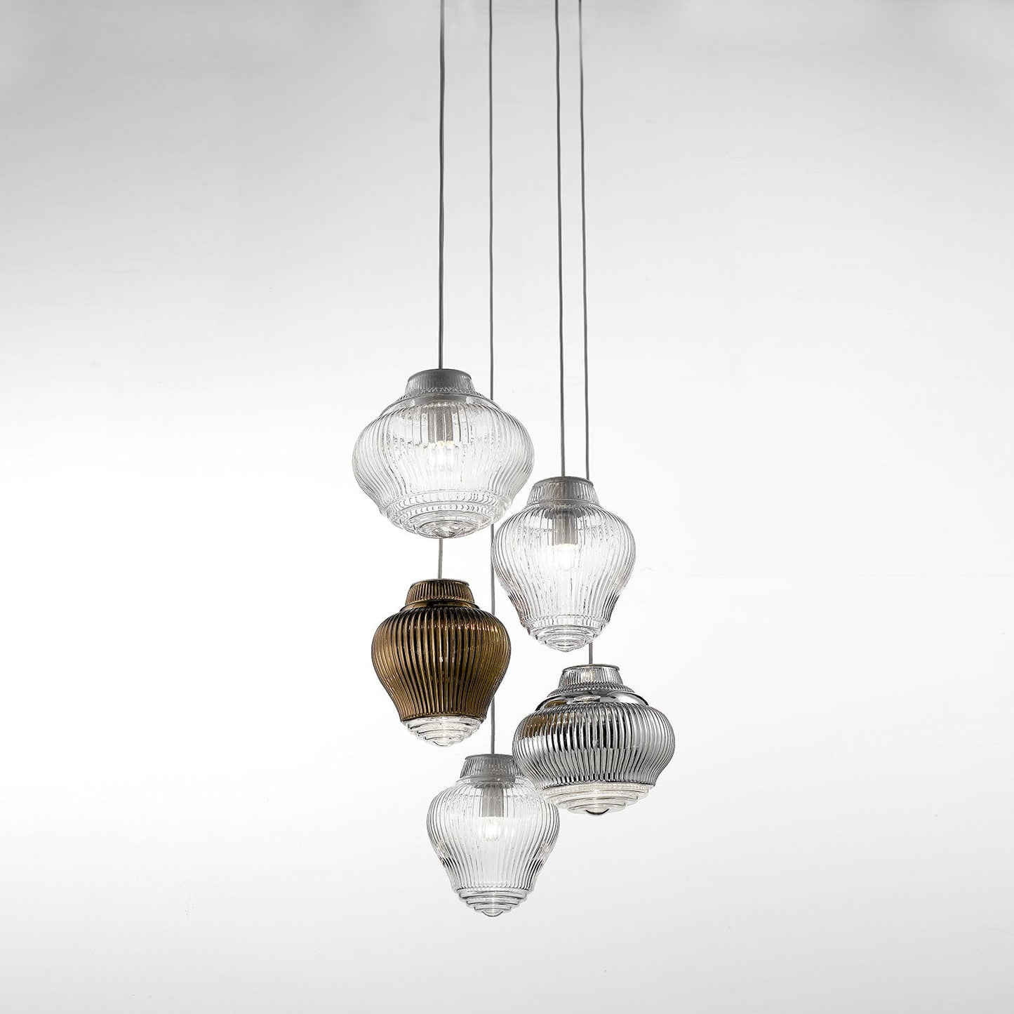 Bonnie Pendant Light in Detail.