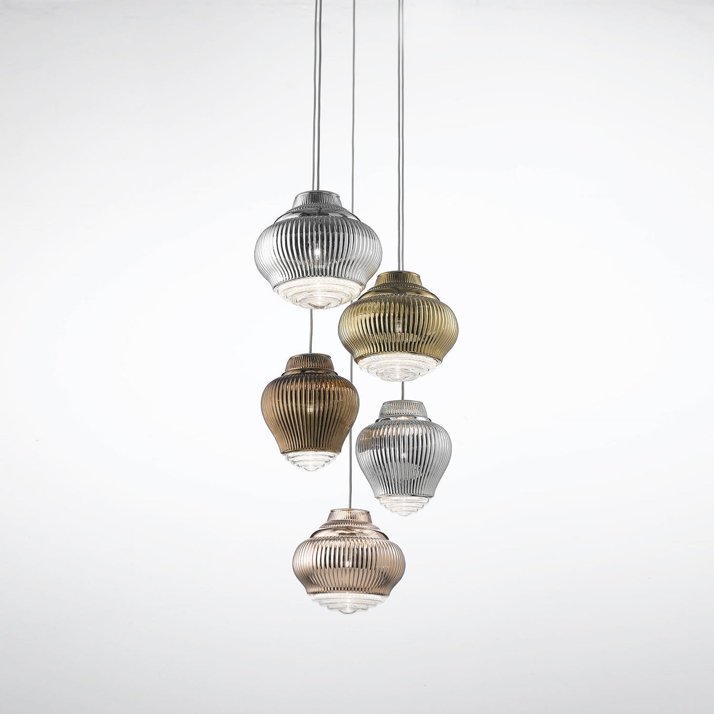 Bonnie Pendant Light in Detail.