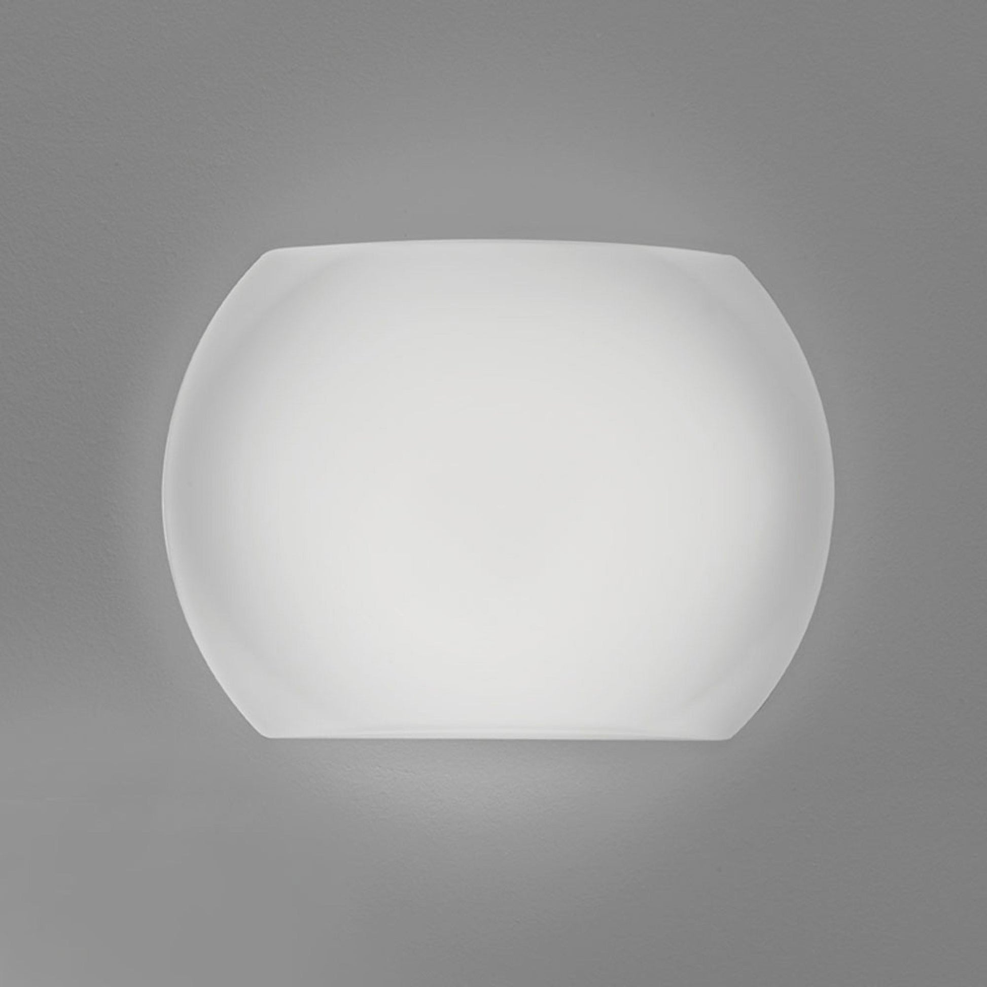 Chiusa Ceiling/Wall Light in Detail.